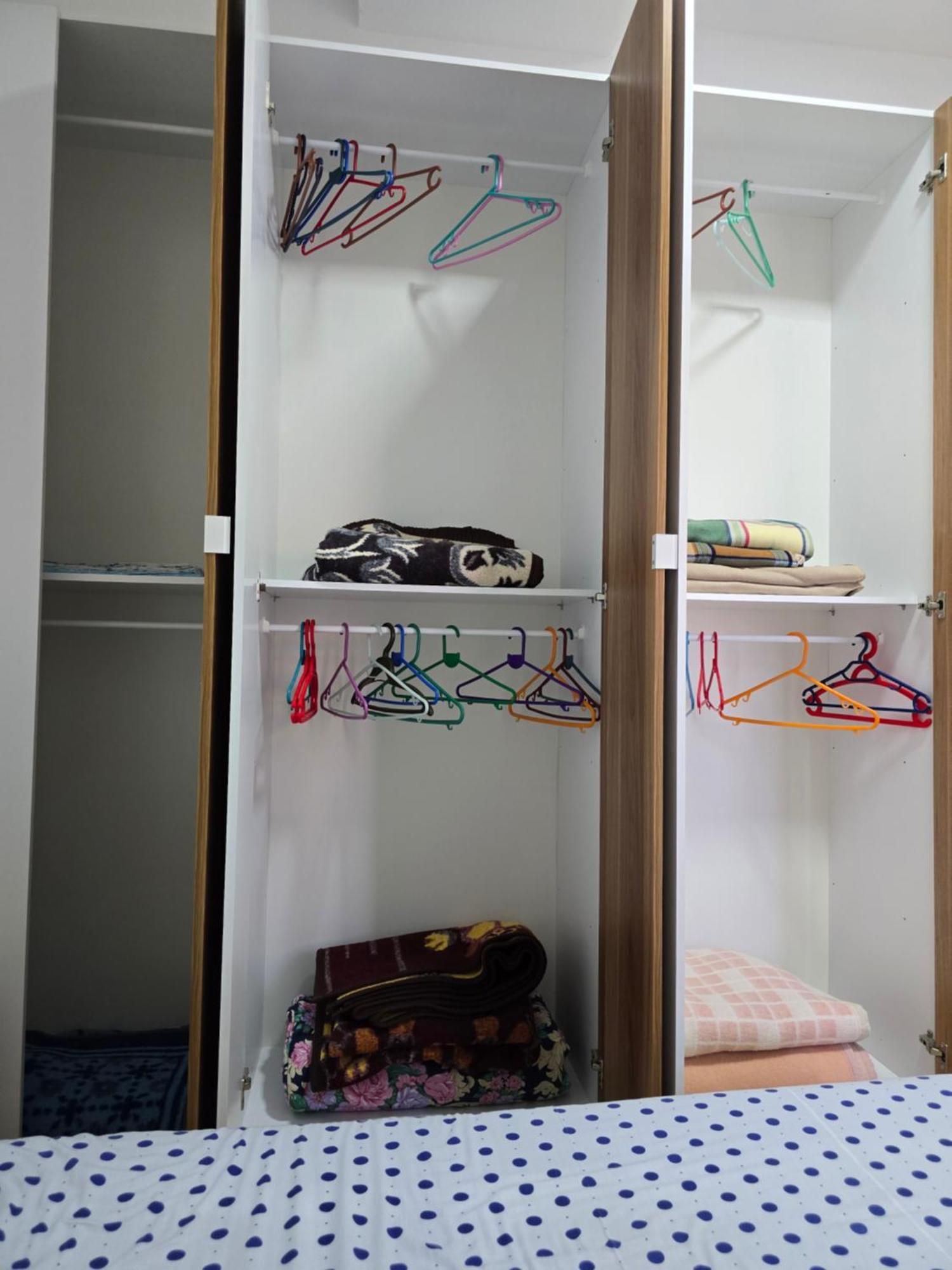 Modern , Quiet , Family Friendly & Fully Furnished Apartment Vlorë Buitenkant foto