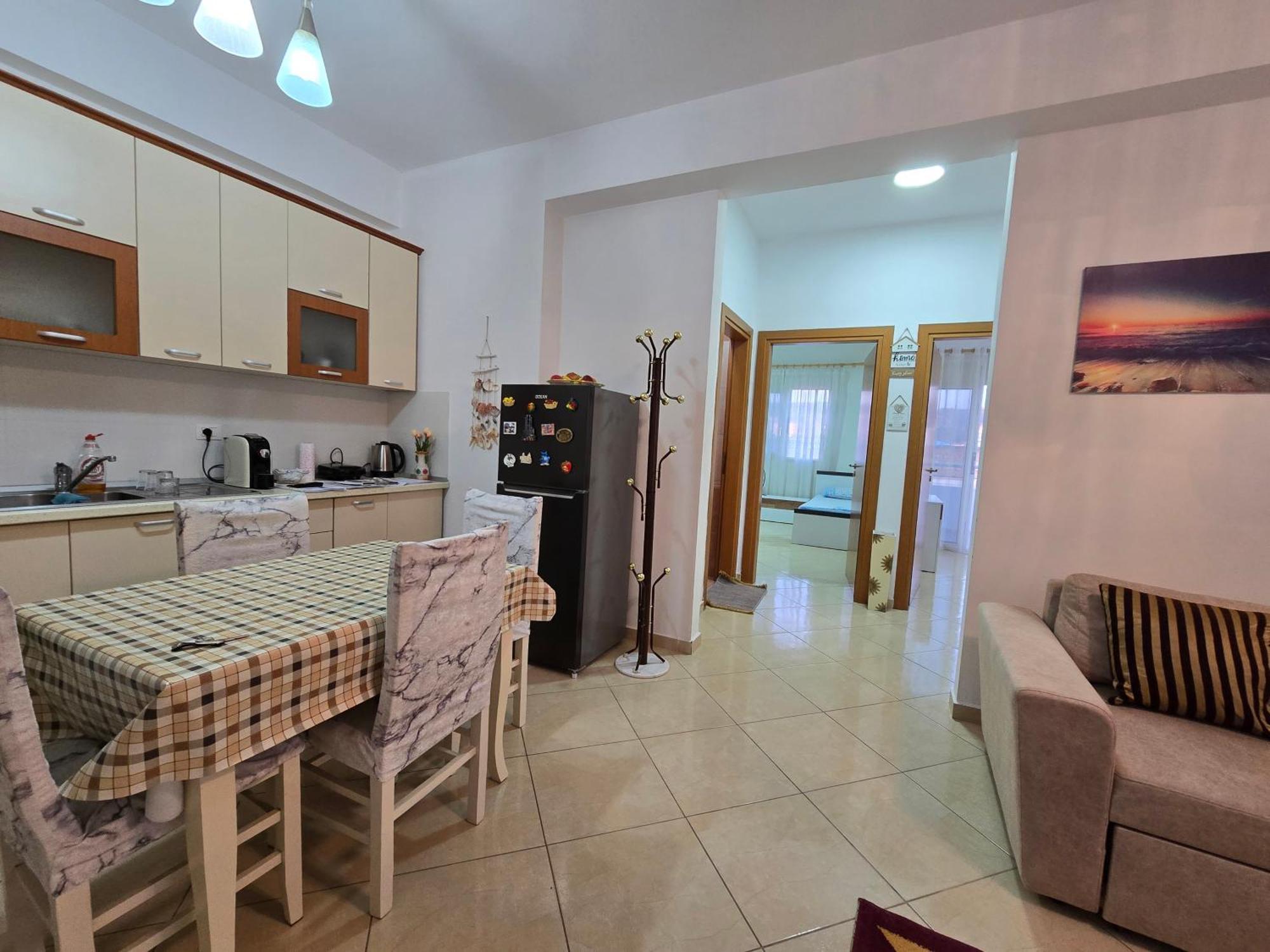 Modern , Quiet , Family Friendly & Fully Furnished Apartment Vlorë Buitenkant foto